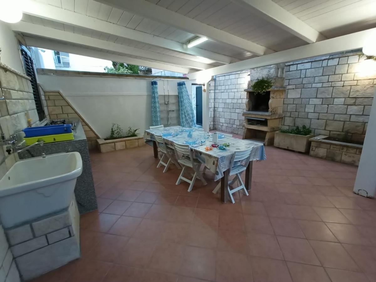 Villetta Poesia 50 M Dal Mare Con Giardino E Parcheggio Torre dell'Orso Bagian luar foto