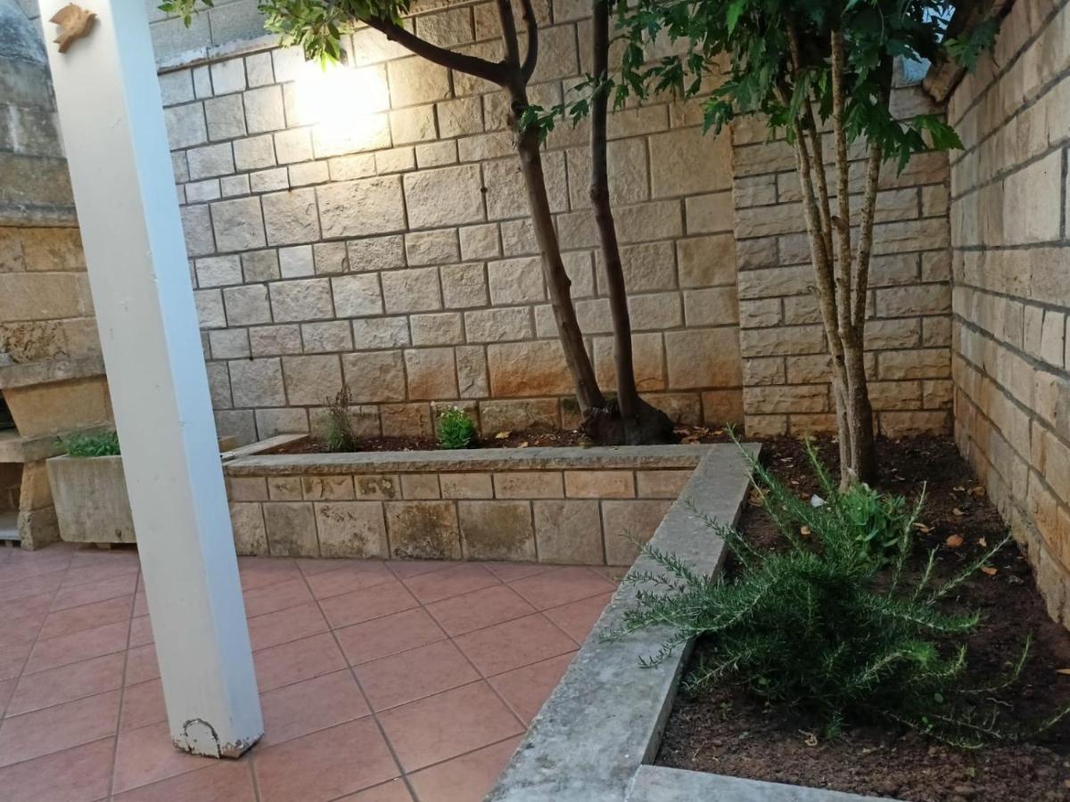 Villetta Poesia 50 M Dal Mare Con Giardino E Parcheggio Torre dell'Orso Bagian luar foto